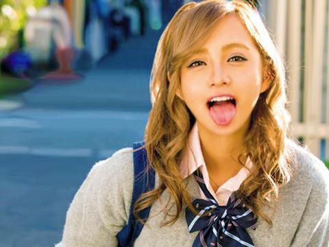 ＜中出し＞「フェラ抜きとゴックン…あたし得意だょ？」スク水を着たビッチ娘！超SSS級なヤンキー女子高生ｗ＜ロリマンJK＞