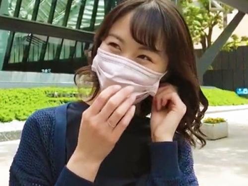 【美熟女】「あたしみたいなおばちゃんで良いんですか？」カワイイ素人妻をハメ撮り！夫に言えないゴム無し膣内射精ｗ【浮気妻】
