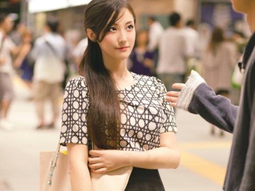 【人妻ナンパ】中出しさせるナイスバディ他人妻！「旦那よりスゴい///」子作り生挿入…絶頂を迎える不貞セックス【素人映像】