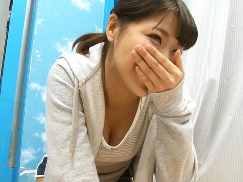 【マジックミラー号】スリムな体型でロリ可愛い女子大生！「素股？先っぽ入ってますけど///」セックス不可避ｗ【素人ナンパ】