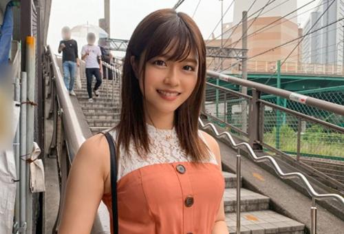 《素人》出会い系で知り合った抜群に可愛いJDをホテルに誘ってハメ撮りSEX
