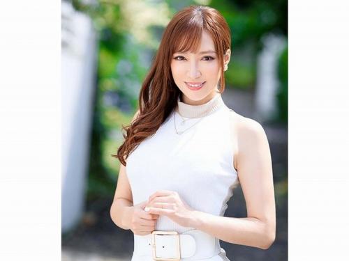 【熟女】スレンダーな美熟女がAVデビュー！エステで鍛えた技でチンポを弄び 人妻の熟れた体でハメまくる