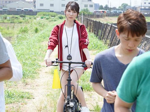 美人JKマネージャーはニューハーフ！？僕らのアイドルだったのにチンポが付いてるなんて…これはもう性処理専用マネにしよう