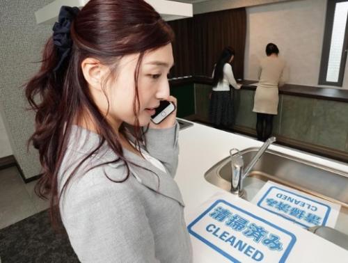【VR フル動画】古川いおり 夫婦で内見中に不動産レディーに誘惑されて寝取られ中出し！4K VRｺﾞｰｸﾞﾙ不要 25分
