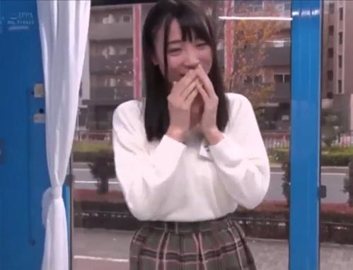 【MM号】スレンダー巨乳のゆきちゃん！照れ笑いが可愛い！アンケート中に即ハメシリーズ！すぐに快楽堕ち！49分動画