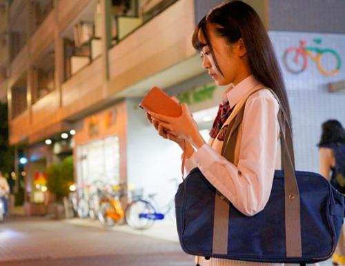 【VR】早美れむ 地下アイドルに何度も精子を流し込み妊娠必至の中出し孕ませSEX!! 4K VRｺﾞｰｸﾞﾙ不要 22分
