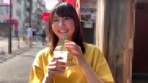 チンポズボズボとフェラチオする変態娘！暇そうな女の子をナンパしたら大当たり！大股開きチンチンGOGO♪