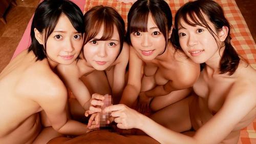 裸の美女4人が大集合！1本のチンコ巡って仲良くプレイ♪潮と汗とザーメンまみれのエロエロタイム