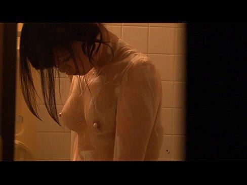 可愛い娘が義兄に犯される！三姉妹兄弟が寝ている所を襲われ声を出せないSEX！