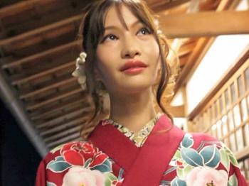 春川かすみ　目力の凄い美人お姉さんが着物姿で乱れに乱れてSEX！