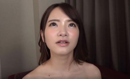 南みずき★この顔とこの素肌の透明感で良作AVってわかるだろ？スレンダー美脚美女がレースクィーンコスでデカチンに喘ぐ！