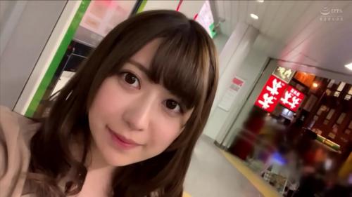 山本蓮加　クリっとした目が可愛いお嬢さんはGカップだけど経験数3人の純情娘！パコって喘ぐ顔がまた可愛い！