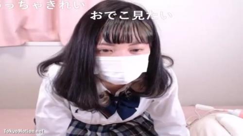 ライブチャット　10代素人娘が制服姿でパンティ見せてマンコに指入れして実況中継ライブ生気分！無料登録ポイントがもらえてすぐ遊べる画像クリック！