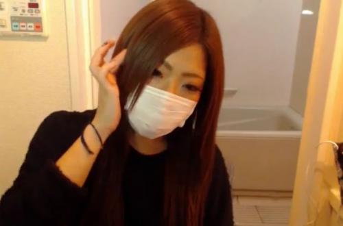 ライブチャットで色っぽいお姉さんが下着姿晒して男共誘惑しているぞぉ～♪