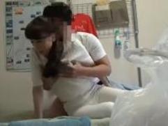 ＜おばさんレンタル＞50歳位の家政婦さんが裸体を露わにチンポを挿入されずぼずぼ、激イキ膣内射精