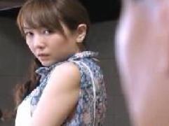 ＜桐原あずさ＞「お父さまに見つめられると動けない」「まるで、蛇に睨まれたカエルみたいに」義父に寝取られてしまう新婚の嫁