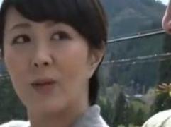 夫は刑務所。妻は知人の男に誘われ激イキ淫乱SEＸ