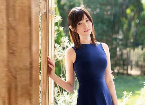 ＃美少女「スイートなハスキーボイス！」スレンダーEカップのパイパンスレンダー美女。【本田もも】