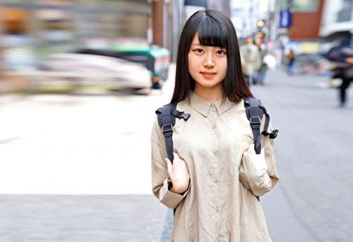 【ナンパ】「え･･･入れるの･･･？」と小動物系美少女はイク寸前まで快感覚える真性の変態ちゃんでしたw