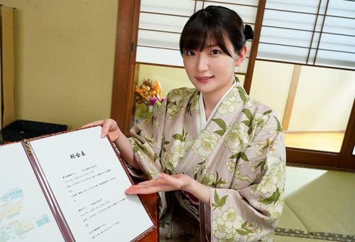 「たった5000円で即パイズリ即ハメ放題だって！？」宿泊料金に5000円プラスすると爆乳でいつでもどこでも性接待。【鷲尾めい】