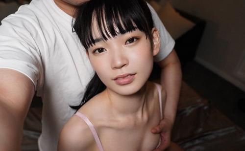 ＃美少女「キツキツおまんこがナマの快感でビクッ！」未成熟BODYがたまらないロリ美少女とゴムなしセックス。【花詠陽菜】