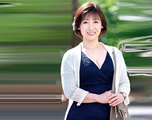 【熟女】「ああ、私はまだ現役なんだ。。」清潔感あふれる黒髪ショートボブがよく似合う53歳の専業主婦。【高松かおり】