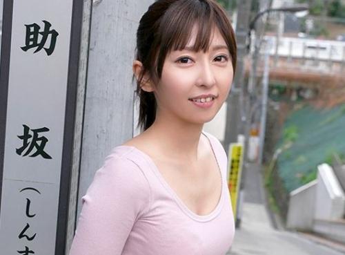 【デビュー作】元芸能人・初美ゆりかAVデビュー！芸能界では見せたことのない淫乱な姿をさらけ出す。