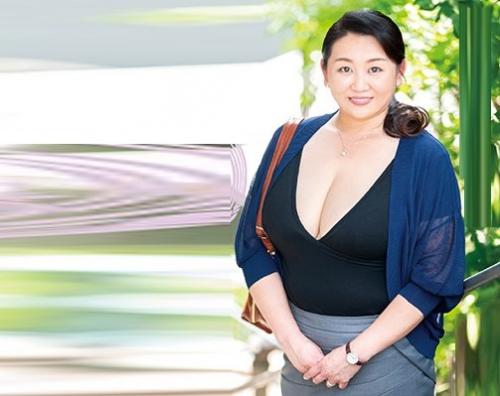 【熟女】「三人目が生まれてからAVをオカズにしてオナニーするぐらいで・・。」欲求不満な46歳ぽっちゃり熟女妻。【石田瑤子】