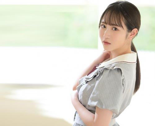 黒髪はサラサラで清楚な正統派の18歳！カラダは未完成の美少女がAVデビュー。【小野六花】