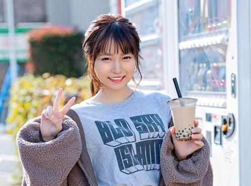 ＃MM号「心も身体もアソコも気持ち良くされちゃって。。」ロリ体型の小柄少女の無毛マンコに中出しセックス。