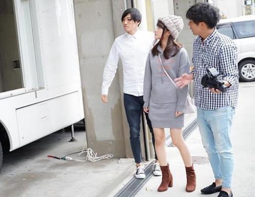 ＃MM号「外から見えてる？？」ってビビりながらもフェラうまなめちゃ美少女と彼に内緒でハメ撮りセックス！