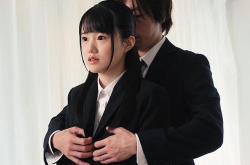 【就活生】「2次面接は来れますか？」貧乳マニアの面接官にそう言われた。