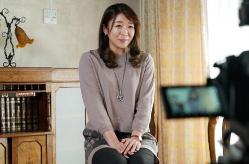 【熟女】「まさか夫には…昔の彼との思い出です。」３４歳人妻の背徳セックス初撮り。