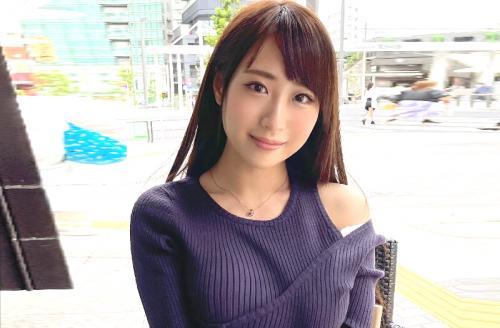＃素人「オチンチンめちゃくちゃ硬くない？♡」Gカップ爆乳がエロくないわけがない！恥じらい強めのパイパン女子。