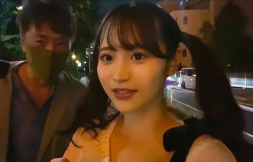 等身大の18歳の女のコがデートを楽しんだ後、台本なしのノンフィクションハメ撮りセックス。【小野六花】