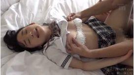 姫川ゆうながロリ制服で顔射されるSEX