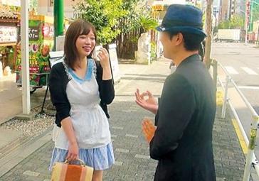 センズリに大興奮の超絶美少女...ナンパしたら素股でご奉仕してくれちゃったwwwおっぱいがでかくてヤバイです