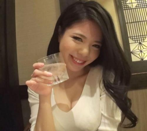【爆乳ギャルナンパ】１人でお酒を飲んでいるギャルをガチナンパ！酔っているせいかホテルについたら即ハメOK！乱れすぎです