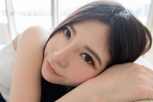 【S級美女】アイドル顔の清楚な美少女！！たまらない白肌ボディーとピンク乳首を堪能しながらイチャイチャSEX
