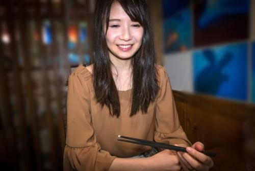 【人妻×中出し不倫】地味そうな人妻がホテルへ行くと超ド淫乱に変貌！チクビをビンビンにして中出しSEXしちゃう