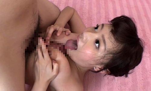 【浜崎真緒×大暴走！】「早くイカせてぇ～♥」企画を完全無視して、男優、監督、AD、そこら中にいる男性とハメまくっちゃう