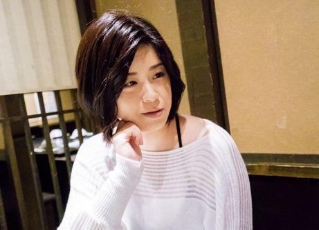 ★アナル★五十路熟女をナンパして極太バイブでアナルを拡張♥ほぐれたところをデカチンで鬼ピス！アヘ顔になりながら中出し