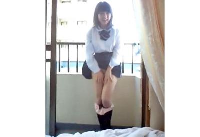 【個人撮影】家でJKと彼氏とのセックス撮影♥ベランダでマ◯コを露出されて興奮するJKのノリがエロいですｗｗｗ