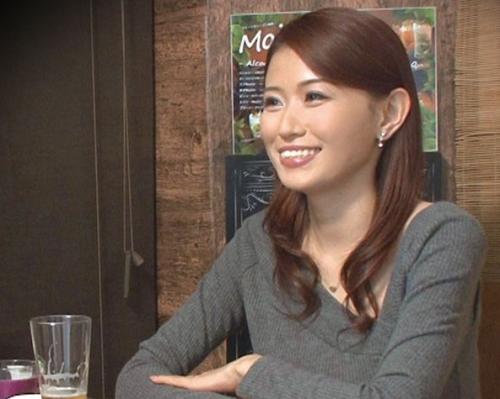 【人妻×お持ち帰り】「おばさんをナンパしてどうするのよ❤」ナンパされて笑顔になっちゃう人妻をお持ち帰りして即ハメで悶絶