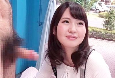 可愛いスレンダー女子大生をナンパしてセンズリ鑑賞させるｗｗｗそのままの流れで童貞君が筆おろしされ種付け中出し！