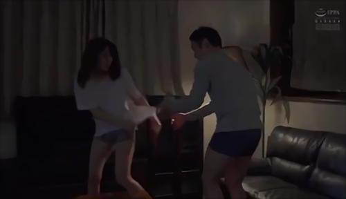 『人妻』一刻も早く帰ってくるように言った、妻に限ってそんなことはないと思うのだが、やたらと酒を飲んでいるようなので心配だ、おい、みゆき、電！
