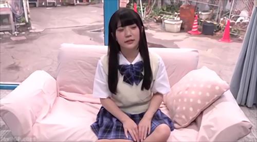 ナンパご招待した思春期女子〇生の目の前で、一人Hをしたらどうなっちゃうのでしょうか！？自分からのオマ〇コを弄りながら大きくなってい！