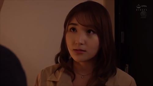 『手コキ』待つこと数十分、やって来たのはミナミさんという豊満で美人な方で僕は思わず一目惚れをしてしまう、施術が始まると際どすぎる技術ニックと！
