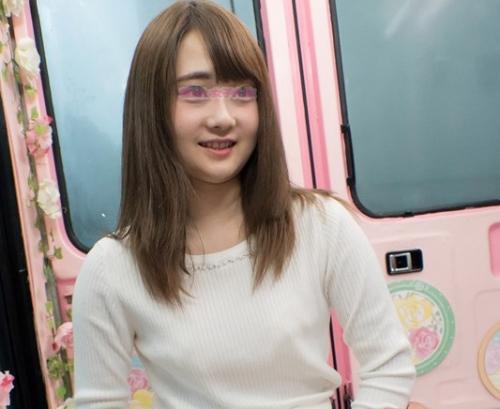 「恥ずかしいです...///」素人お嬢様がマジックミラー号で人生初めての素股に挑戦！