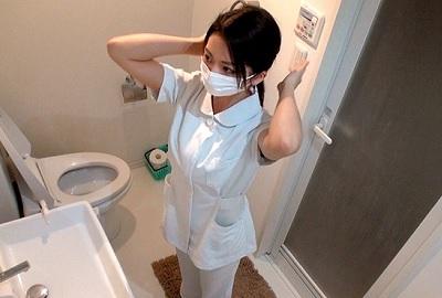 美人な現役の看護師のお姉さんがライブチャットでSEX配信！？